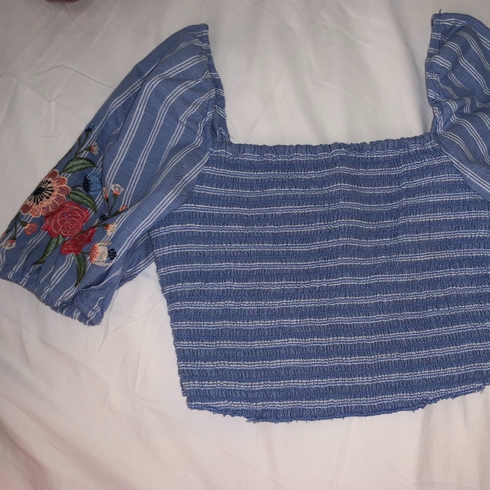 Cropped Floral Off the Shoulders